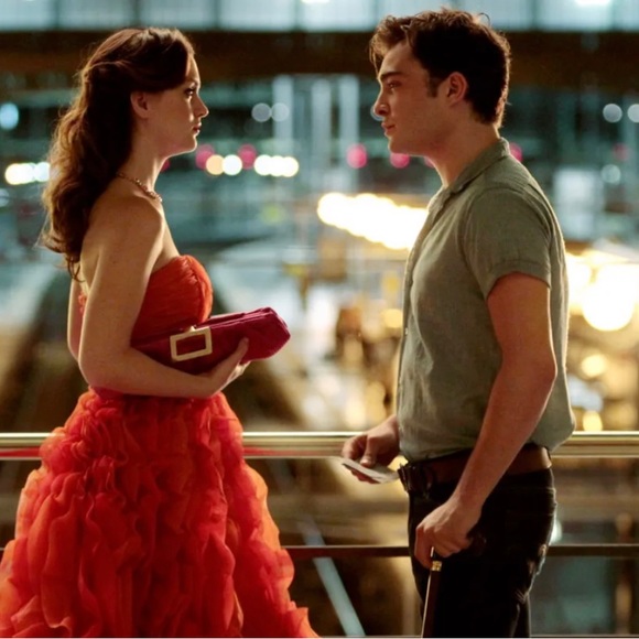 Fine Feathers red silk ball gown size 4 - Picture 13 of 15